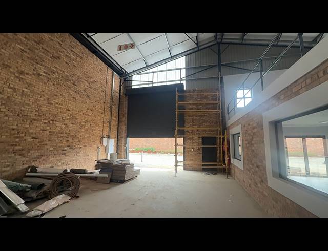 395M² WAREHOUSE FOR SALE IN BARTLETT